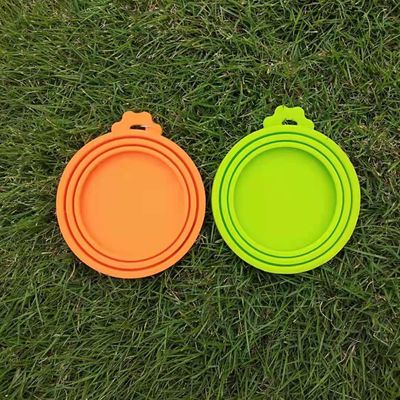 Bát cho chó bằng silicon có thể mở rộng 24oz để cho chó ăn và tưới nước khi đi du lịch