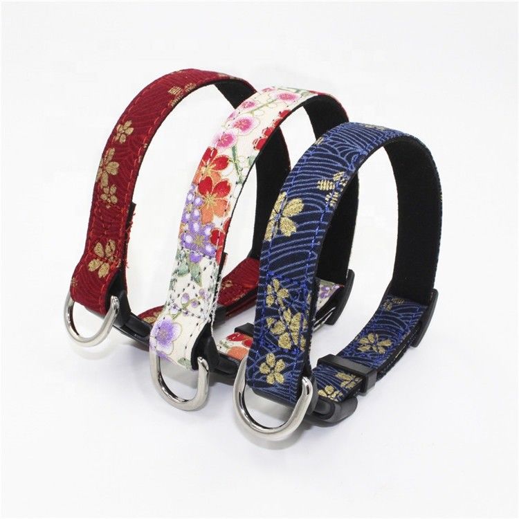 In Sakura Suede Substrate Puppy Dog Collar Collar Leash Harness Set with D Rings Phong cách Nhật Bản